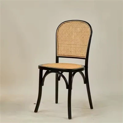 Poročni starinski jedilni stol iz črnega jesenovega lesa in sedežev iz ratana